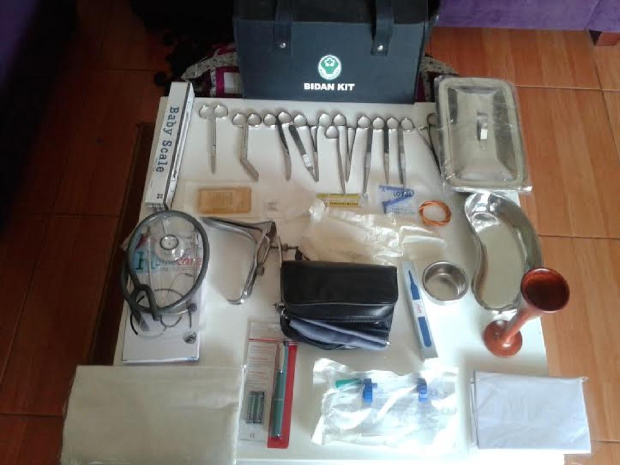 BIDAN INSTRUMENT KIT 22 ITEM