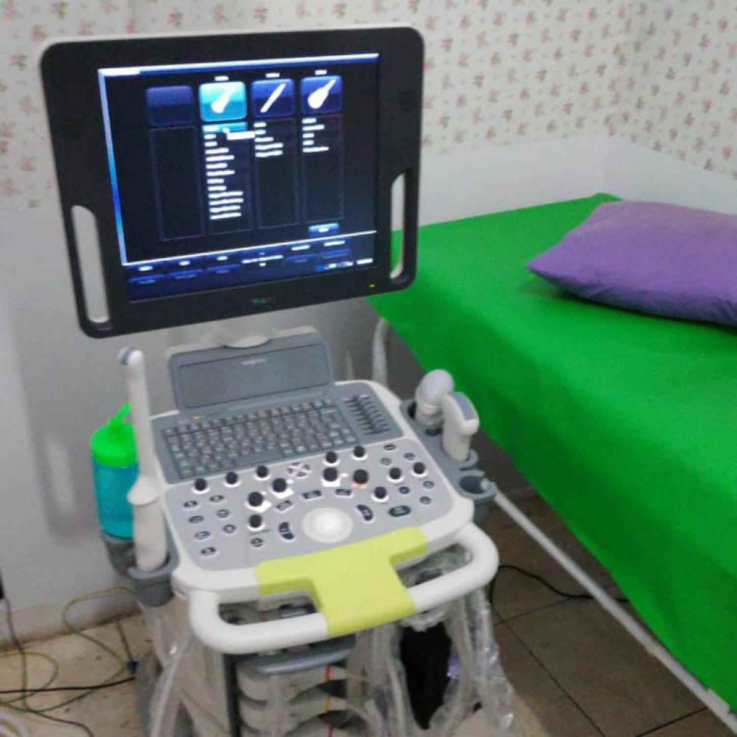 USG 4 D Mindray DCN3 Pro 