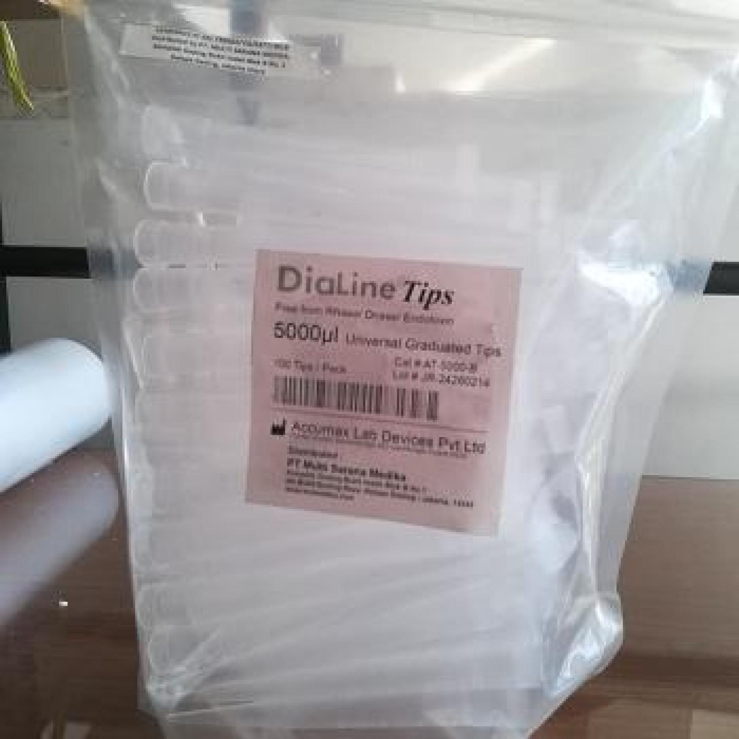 PROMO DiaLine Universal Graduated Micropipette Tips 5000ul BUY 1 GET 1