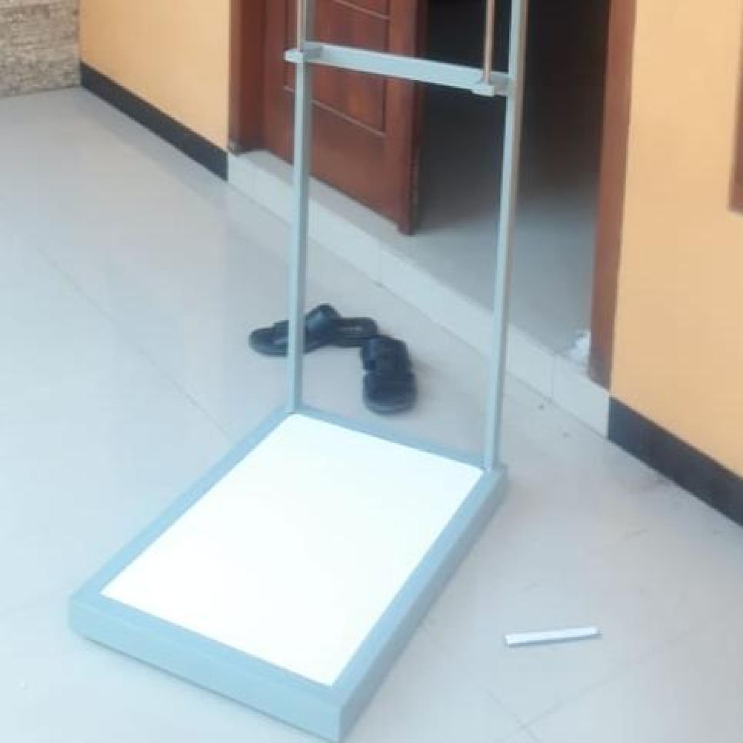 Standing Cassette