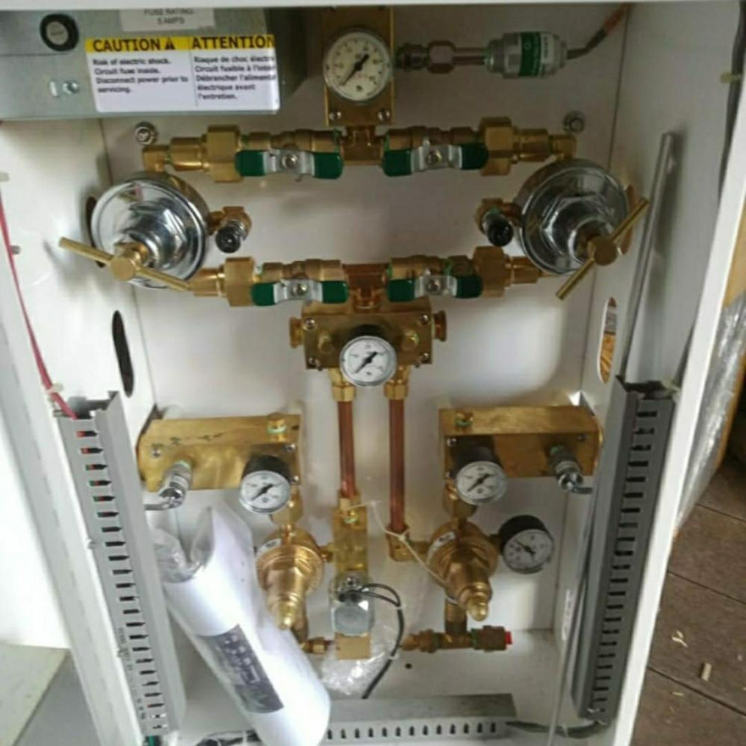 Manifold