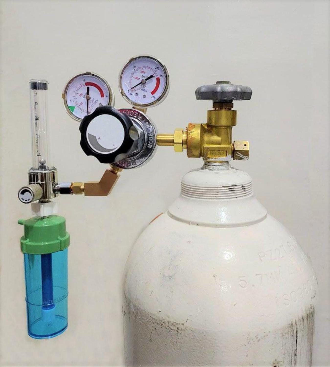 Regulator Flowmeter Tabung Oksigen Lengkap Humidifier 0-15 Liter per menit (LPM) tidak termasuk tabung