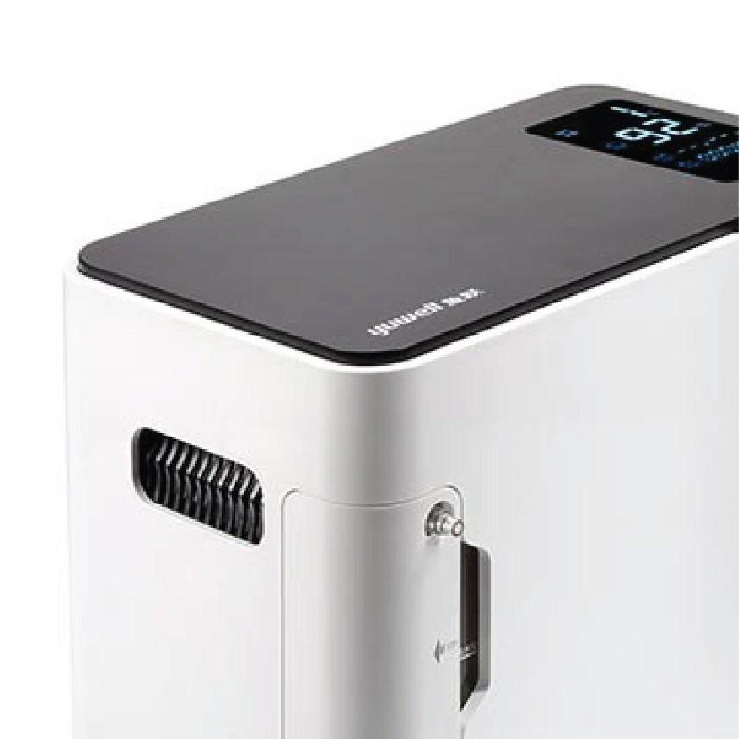 Yuwell 300 Oxygen Concentrator