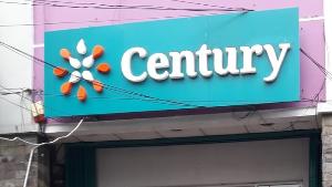 APOTEK CENTURY PHARMA TOMANG