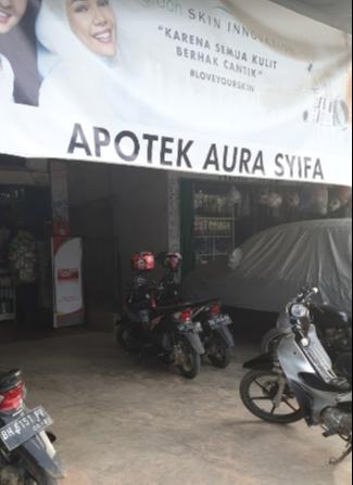Apotek Aura Syifa
