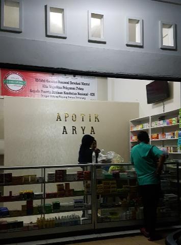 Apotik Arya