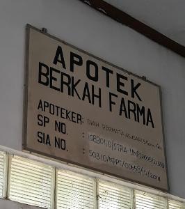 Apotek Berkah Farma (Brebes)