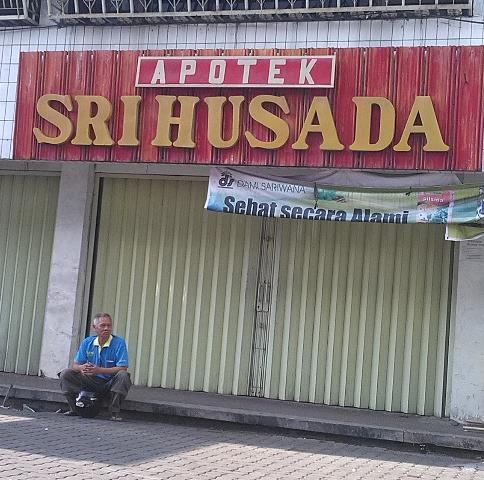 Apotek Sri Husada