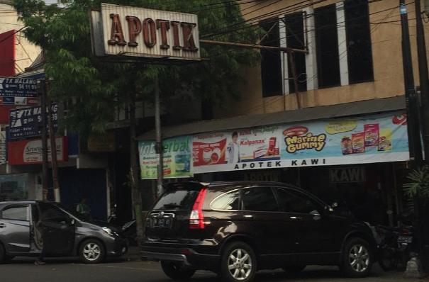 Apotek Kawi
