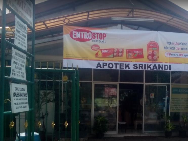 Apotek Srikandi (Malang)