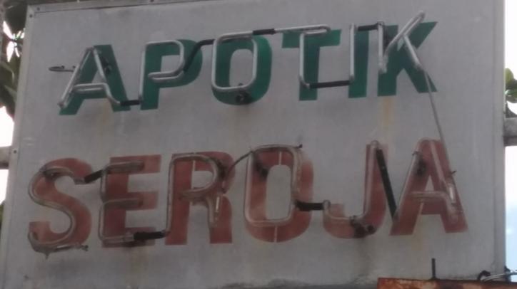 Apotek Seroja