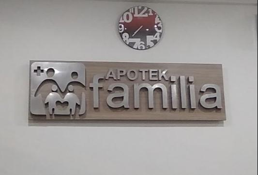 Apotek Familia (Samarinda)