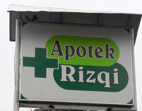 Apotek Rizqi (Bontang)
